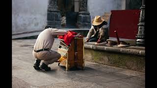 POV  Street Photography with Leica M11D [upl. by Everara442]