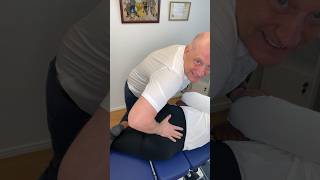 Chiropractic adjustment of the Sacroiliac joint with drop Kiropraktorerik [upl. by Yves]