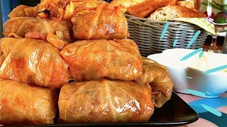 SARMALE  CABBAGE ROLLS TRADITIONAL ROMANIAN FOOD 🇷🇴 [upl. by Berns]