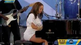 Alicia Keys  quotEmpire State of Mindquot Live  Good Morning America 2010 [upl. by Hujsak315]