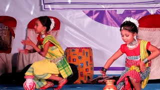 PITOLER KOLOSH  Goalparia  কাঙ্খে লয়া পিতলের কলস  kankhe loya pitoler kolosh  Folk Dance [upl. by Malva]