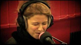 Studio Brussel Selah Sue  Crazy vibes [upl. by Hance588]