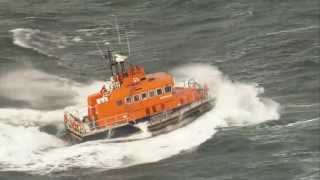 Troon lifeboat ploughs through waves [upl. by Suirada]