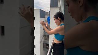 urfijaved drops her iphone from her balcony shorts uorfijaved droptest bollywood actress [upl. by Marci]