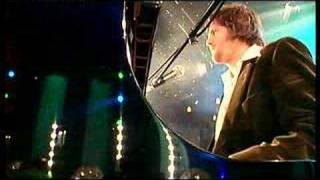 James Blunt  One Of The Brightest Stars live [upl. by Oiludbo]