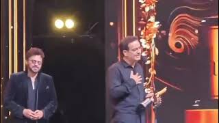 Dr Vikas Divyakirti at IFFA Awards for 12th fail with Shah Rukh Khan [upl. by Etteiram450]