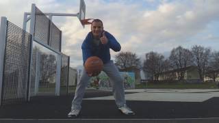 Интересни баскетболни стрелби 2012г АнглияInteresting basketball shooting 2012y in southampton city [upl. by Edmunda]