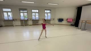 Ballettakademie Kashcheeva in München Ophelia Thiem 9 Jahre alt [upl. by Allissa]