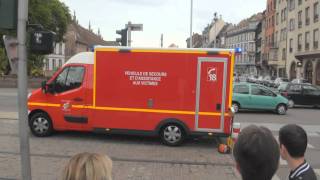 SPECIAL VIDEO  RTW streift Verkehrsschild  Ambulance hits traffic sign [upl. by Prince]