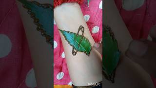 Green leafy 🌿 nd sefty pin mehndi designs ❣️mehndidesighn hennatattoo xyzmehndidesig hennadesign [upl. by Sherburn]