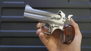 Review Bond Arms Snake Slayer IV  A modern derringer [upl. by Ynahirb]