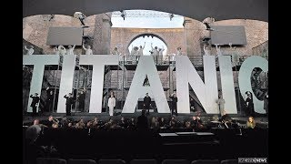 Festspielpremiere nach Maß Furioser Stapellauf des TitanicMusicals [upl. by Cerys]