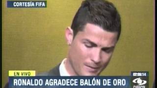 Cristiano Ronaldo recibe el Balón de Oro 2013 [upl. by Eema]