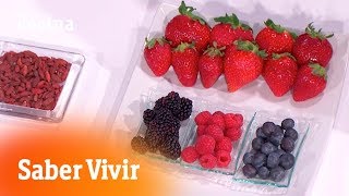 ¿Cuáles son las propiedades de los frutos rojos  Saber vivir  RTVE Cocina [upl. by Yvi22]