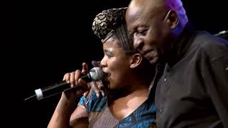 Thandiswa Mazwai feat Tshepo Tshola  Ndilinde Live [upl. by Thgiled]