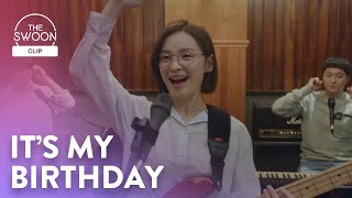 Jeon Mido is the band’s main vocalist for her birthday  Hospital Playlist Season 2 Ep 9 ENG SUB [upl. by Abrahan]