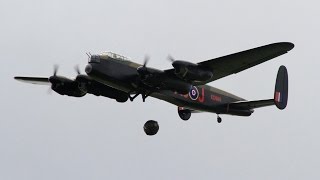 FOUR GIANT 16 SCALE RC AVRO LANCASTERS HERITAGE FLIGHT DISPLAY LMA MODEL AIRCRAFT EAST KIRKBY 2015 [upl. by Edge]