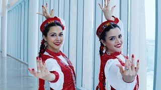 Traditional TajikPamiri Dance  Gul Ba Ruit  Amyna amp Nilofar  4K [upl. by Farrar981]