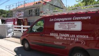 Toiture charpente gouttières 88  LES COMPAGNONS COUVREUR [upl. by Moonier686]