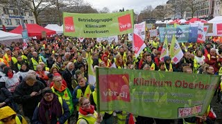 Verdi weitet Warnstreiks vor dritter Gesprächsrunde aus [upl. by Raimes533]