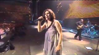 Elisa ft Gianna Nannini  Gli Ostacoli Del Cuore Live at San Siro Traducción en Español [upl. by Ardnuaek947]