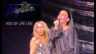 Kylie Minogue Jessie Ware  Kiss Of Life Traducida Al Español Official Music Video [upl. by Yerag495]