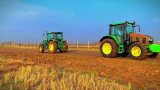 Johndeere 6105R vs Johndeere 6100M [upl. by Naelopan148]