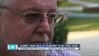 Hyde Park homeowner robbed at gunpoint in the daytime [upl. by Hufnagel790]