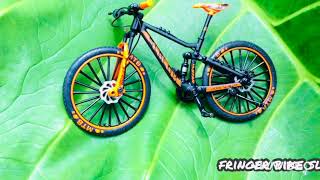 MTB minature model bike review [upl. by Ivy]