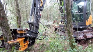 Mecalac 6MCR Bomen Knippen Bosbouw [upl. by Niltiak]