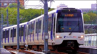 RandstadRail metro nieuw viaductstation Den Haag CS 1e dag HSE [upl. by Alrick]