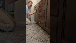 How the professionals clean cupboards cleaning bathroomcleaning [upl. by Amikehs]