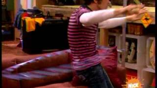 Drake Bell  hula hula en Drake y Josh [upl. by Nikolaos]