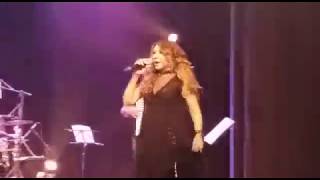 Elba Ramalho cantando Isso Aqui Tá Bom Demais  Teatro Nelson Rodrigues Rio [upl. by Arbua]