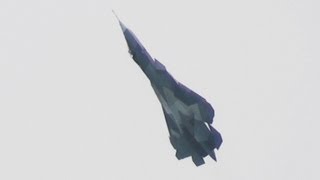 5th gen Fighter Su57  T50 doing the Pugachevs Cobra MAKS 2013 ПАК ФА トップガン TOP GUN 第5世代戦闘機のコブラ機動 [upl. by Atiuqes]