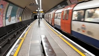 Clapham Common amp Clapham North  very narrow platforms  London Underground [upl. by Domela3]