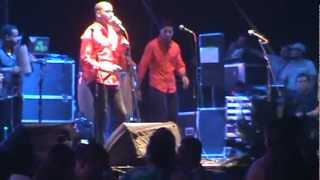 LOS HERMANOS ROSARIO en vivo MI TONTO AMOR [upl. by Wharton955]