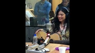 Mon Laferte Caderas Blancas  Ya Párate Los 40 México [upl. by Dowdell]