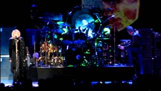 Fleetwood Mac  Rhiannon  Madison Square Garden 482013 [upl. by Enrico295]