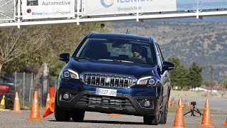 Suzuki SCross 2017  Maniobra de esquiva moose test y eslalon  km77com [upl. by Eesak]