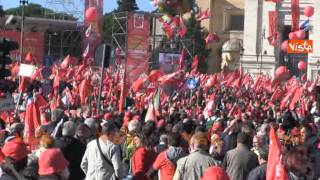 CGIL BANDIERE ROSSE A PIAZZA SAN GIOVANNI IMMAGINI 251014 [upl. by Deb]