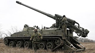 2S5 GiatsintS  Russian 152 mm selfpropelled gun [upl. by Ciapas]