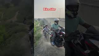 Bike rider 🫳🏻🫂viralvideo automobile yamahamt15lovers shorts viralshort short mt15 [upl. by Solraced201]