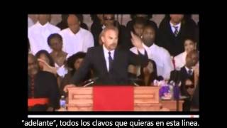 Kevin Costner funeral de Whitney Houston Subtitulos español Part 1 [upl. by Ahsiruam247]