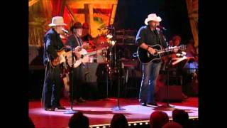 Willie Nelson Merle Haggard amp Toby Keith  Ramblin Fever [upl. by Randi]