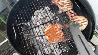 Grillen mit Weber Grill indirekte Hitze Kotelette Grillen Rezept [upl. by Barthelemy]