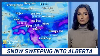 Alberta Braces for up to 15 cm of Snow in Lower Elevations [upl. by Aitnohs821]