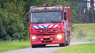 Flinke rookontwikkeling bij uitslaande brand in containers met accus Krommedijk Zuidland [upl. by Offen264]