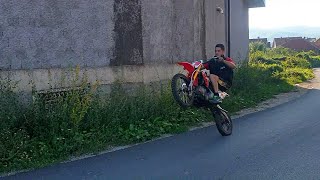 Young Mechanic Wheelies 190cc Pit bike [upl. by Eellah]