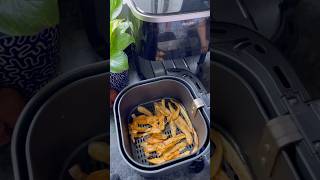 Banana chips in air fryer recipe shortsvideo trendingshorts airfryerrecipes airfryer banana ￼ [upl. by Nylikcaj]